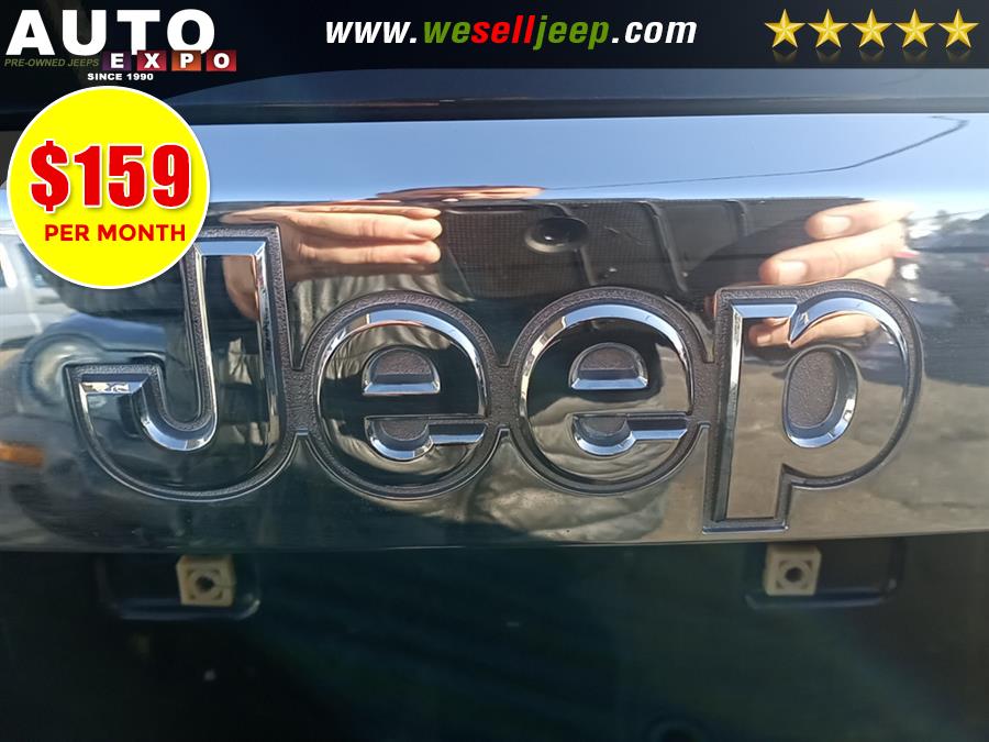 2012 Jeep Grand Cherokee 4WD 4dr Laredo, available for sale in Huntington, New York | Auto Expo. Huntington, New York 2012 Jeep Grand Cherokee 4WD 4dr Laredo, available for sale in Huntington, New York | Auto Expo. Huntington, New York