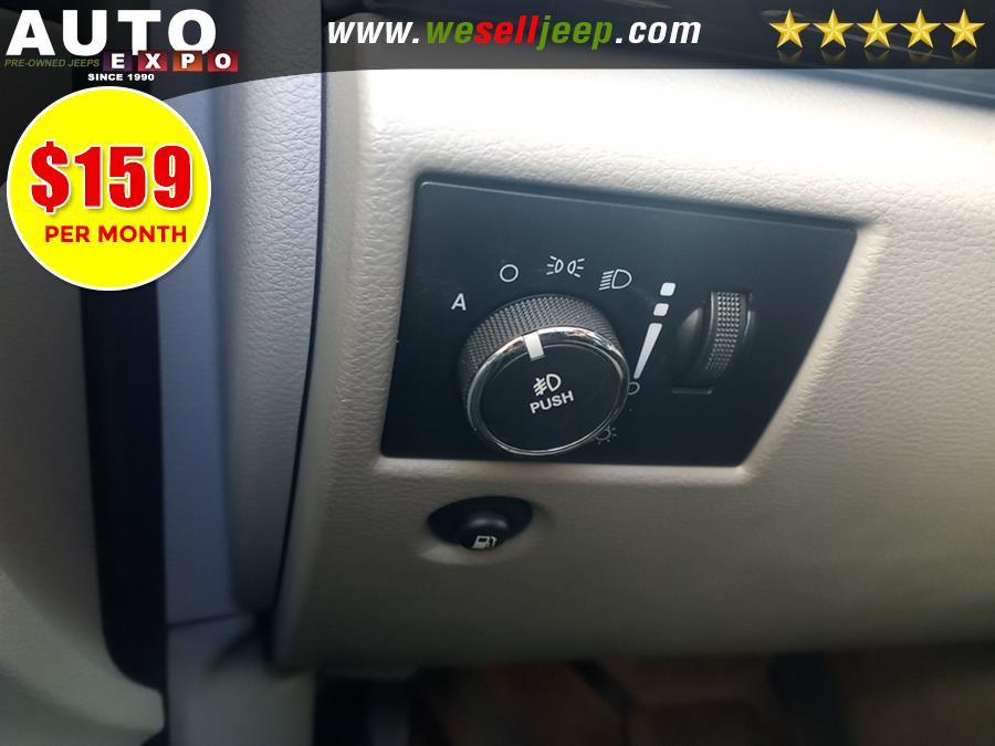 2012 Jeep Grand Cherokee 4WD 4dr Laredo, available for sale in Huntington, New York | Auto Expo. Huntington, New York 2012 Jeep Grand Cherokee 4WD 4dr Laredo, available for sale in Huntington, New York | Auto Expo. Huntington, New York