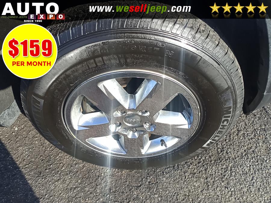 2012 Jeep Grand Cherokee 4WD 4dr Laredo, available for sale in Huntington, New York | Auto Expo. Huntington, New York 2012 Jeep Grand Cherokee 4WD 4dr Laredo, available for sale in Huntington, New York | Auto Expo. Huntington, New York