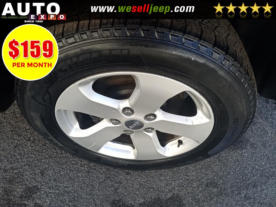 2012 Jeep Grand Cherokee 4WD 4dr Laredo, available for sale in Huntington, New York | Auto Expo. Huntington, New York 2012 Jeep Grand Cherokee 4WD 4dr Laredo, available for sale in Huntington, New York | Auto Expo. Huntington, New York