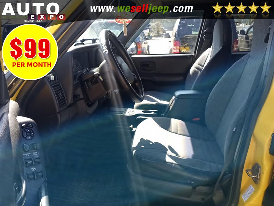 2001 Jeep Cherokee 4dr Sport 4WD, available for sale in Huntington, New York | Auto Expo. Huntington, New York 2001 Jeep Cherokee 4dr Sport 4WD, available for sale in Huntington, New York | Auto Expo. Huntington, New York