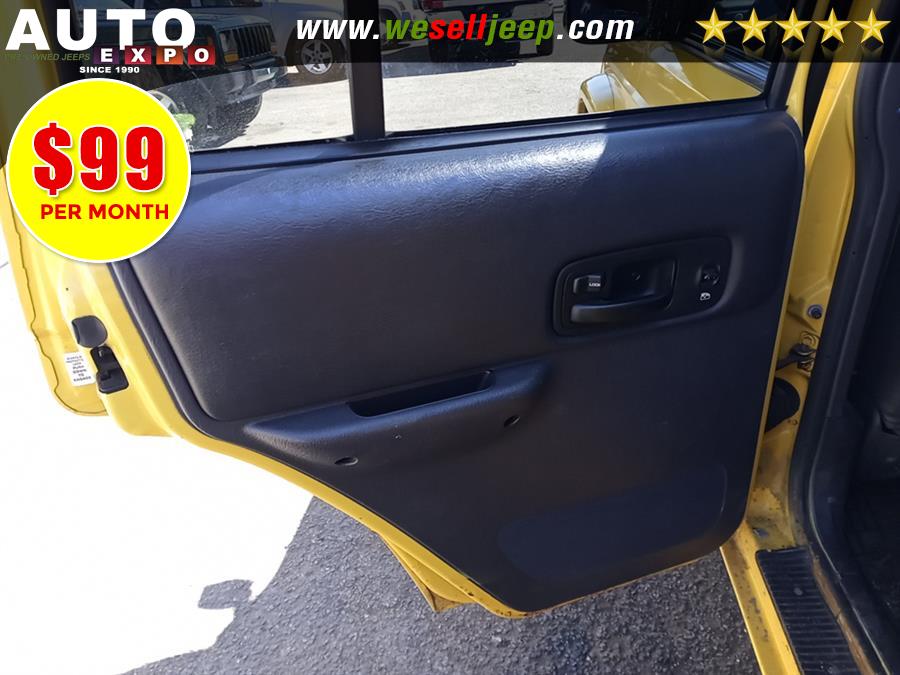2001 Jeep Cherokee 4dr Sport 4WD, available for sale in Huntington, New York | Auto Expo. Huntington, New York 2001 Jeep Cherokee 4dr Sport 4WD, available for sale in Huntington, New York | Auto Expo. Huntington, New York