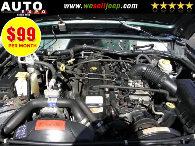 2001 Jeep Cherokee 4dr Sport 4WD, available for sale in Huntington, New York | Auto Expo. Huntington, New York 2001 Jeep Cherokee 4dr Sport 4WD, available for sale in Huntington, New York | Auto Expo. Huntington, New York
