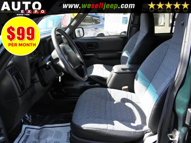 2001 Jeep Cherokee 4dr Sport 4WD, available for sale in Huntington, New York | Auto Expo. Huntington, New York 2001 Jeep Cherokee 4dr Sport 4WD, available for sale in Huntington, New York | Auto Expo. Huntington, New York