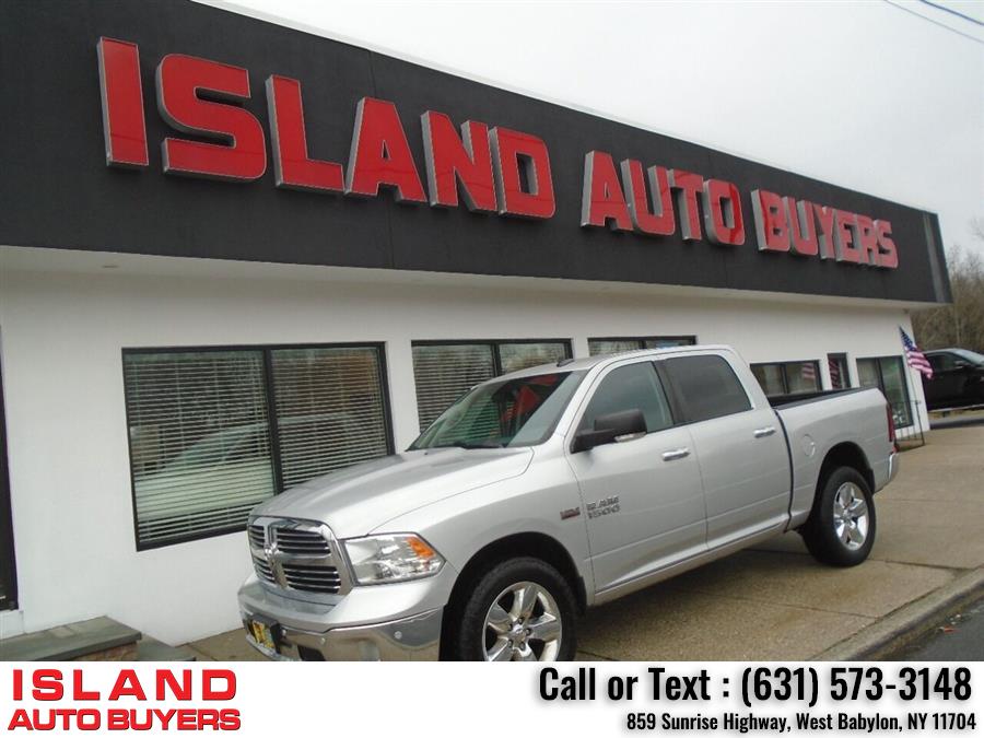 2016 Ram 1500 Big Horn 4x4 4dr Crew Cab 5.5 ft. SB Pickup, available for sale in West Babylon, New York | Island Auto Buyers. West Babylon, New York