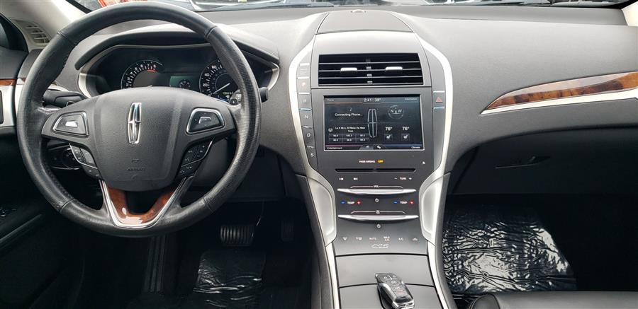 2014 Lincoln MKZ 4dr Sdn FWD, available for sale in Little Ferry, New Jersey | Victoria Preowned Autos Inc. Little Ferry, New Jersey 2014 Lincoln MKZ 4dr Sdn FWD, available for sale in Little Ferry, New Jersey | Victoria Preowned Autos Inc. Little Ferry, New Jersey