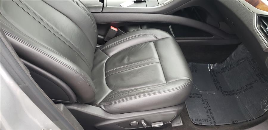 2014 Lincoln MKZ 4dr Sdn FWD, available for sale in Little Ferry, New Jersey | Victoria Preowned Autos Inc. Little Ferry, New Jersey 2014 Lincoln MKZ 4dr Sdn FWD, available for sale in Little Ferry, New Jersey | Victoria Preowned Autos Inc. Little Ferry, New Jersey