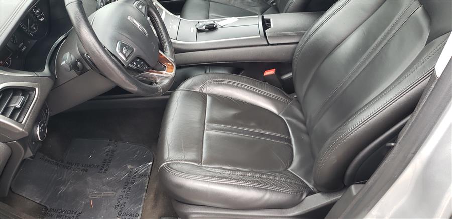 2014 Lincoln MKZ 4dr Sdn FWD, available for sale in Little Ferry, New Jersey | Victoria Preowned Autos Inc. Little Ferry, New Jersey 2014 Lincoln MKZ 4dr Sdn FWD, available for sale in Little Ferry, New Jersey | Victoria Preowned Autos Inc. Little Ferry, New Jersey