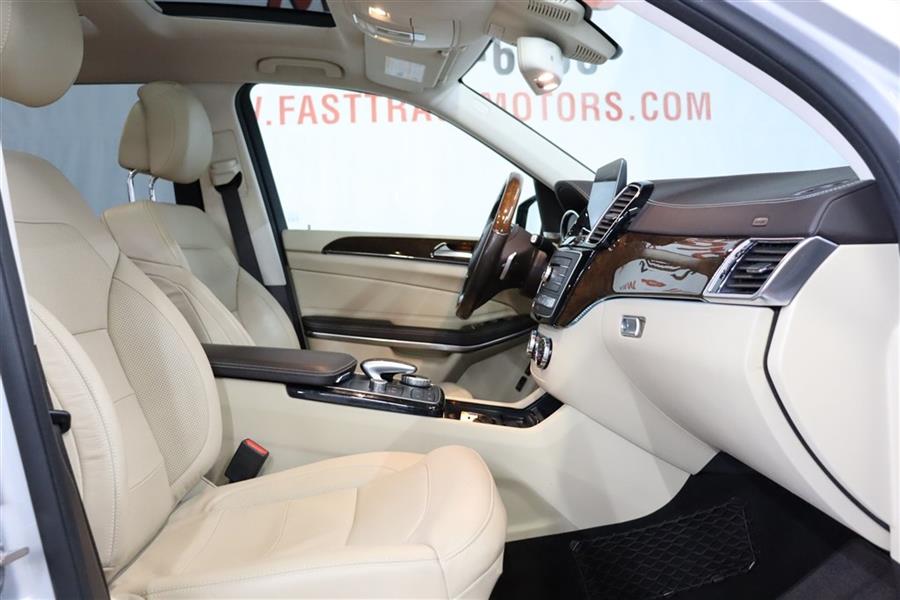 2018 Mercedes-benz Gls 550 4MATIC, available for sale in Paterson, New Jersey | Fast Track Motors. Paterson, New Jersey 2018 Mercedes-benz Gls 550 4MATIC, available for sale in Paterson, New Jersey | Fast Track Motors. Paterson, New Jersey