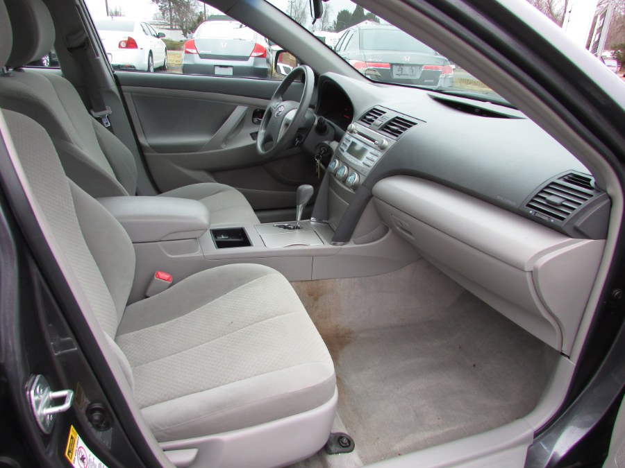 2008 Toyota Camry 4dr Sdn V6 Auto LE (Natl), available for sale in East Windsor, Connecticut | United Auto Sales of E Windsor, Inc. East Windsor, Connecticut 2008 Toyota Camry 4dr Sdn V6 Auto LE (Natl), available for sale in East Windsor, Connecticut | United Auto Sales of E Windsor, Inc. East Windsor, Connecticut