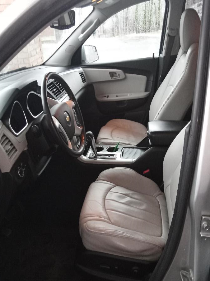2011 Chevrolet Traverse AWD 4dr LTZ, available for sale in New Britain, Connecticut | Supreme Automotive. New Britain, Connecticut 2011 Chevrolet Traverse AWD 4dr LTZ, available for sale in New Britain, Connecticut | Supreme Automotive. New Britain, Connecticut