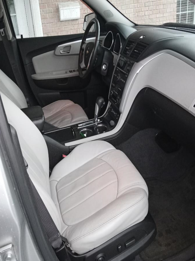 2011 Chevrolet Traverse AWD 4dr LTZ, available for sale in New Britain, Connecticut | Supreme Automotive. New Britain, Connecticut 2011 Chevrolet Traverse AWD 4dr LTZ, available for sale in New Britain, Connecticut | Supreme Automotive. New Britain, Connecticut