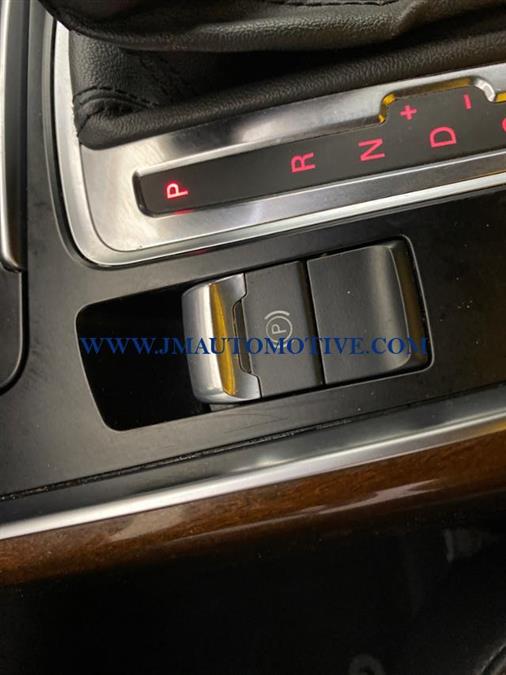 2010 Audi Q5 quattro 4dr Premium Plus, available for sale in Naugatuck, Connecticut | J&M Automotive Sls&Svc LLC. Naugatuck, Connecticut 2010 Audi Q5 quattro 4dr Premium Plus, available for sale in Naugatuck, Connecticut | J&M Automotive Sls&Svc LLC. Naugatuck, Connecticut