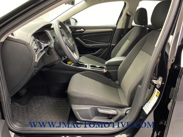 2019 Volkswagen Jetta SE Auto w/SULEV, available for sale in Naugatuck, Connecticut | J&M Automotive Sls&Svc LLC. Naugatuck, Connecticut 2019 Volkswagen Jetta SE Auto w/SULEV, available for sale in Naugatuck, Connecticut | J&M Automotive Sls&Svc LLC. Naugatuck, Connecticut
