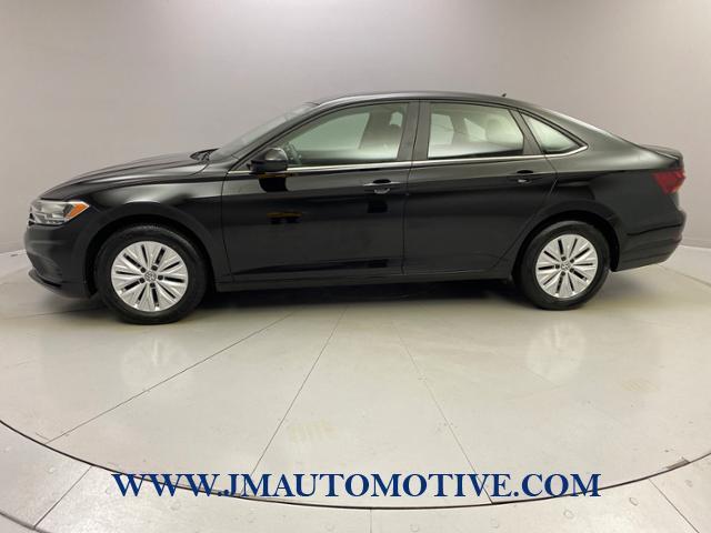2019 Volkswagen Jetta SE Auto w/SULEV, available for sale in Naugatuck, Connecticut | J&M Automotive Sls&Svc LLC. Naugatuck, Connecticut 2019 Volkswagen Jetta SE Auto w/SULEV, available for sale in Naugatuck, Connecticut | J&M Automotive Sls&Svc LLC. Naugatuck, Connecticut