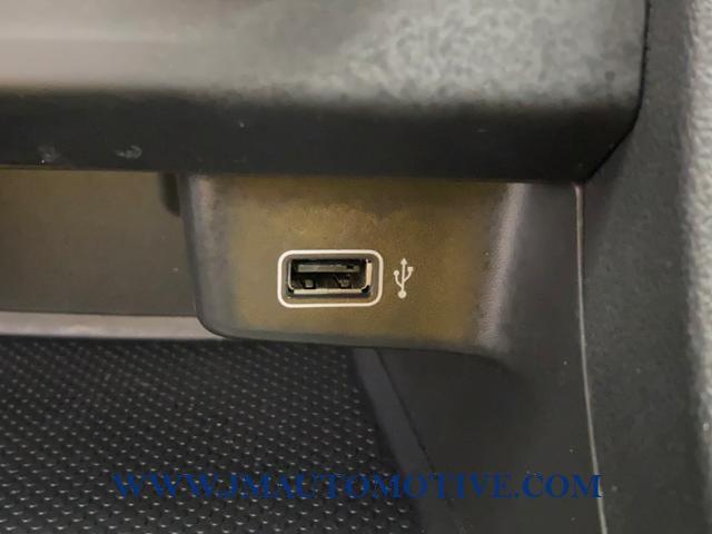 2019 Volkswagen Jetta SE Auto w/SULEV, available for sale in Naugatuck, Connecticut | J&M Automotive Sls&Svc LLC. Naugatuck, Connecticut 2019 Volkswagen Jetta SE Auto w/SULEV, available for sale in Naugatuck, Connecticut | J&M Automotive Sls&Svc LLC. Naugatuck, Connecticut