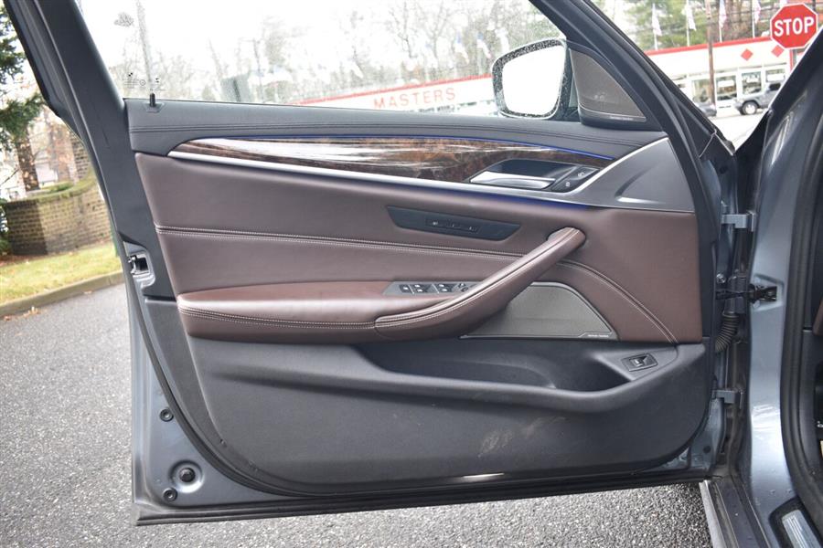 2020 BMW 5 Series M550i xDrive AWD 4dr Sedan, available for sale in Great Neck, New York | Camy Cars. Great Neck, New York 2020 BMW 5 Series M550i xDrive AWD 4dr Sedan, available for sale in Great Neck, New York | Camy Cars. Great Neck, New York