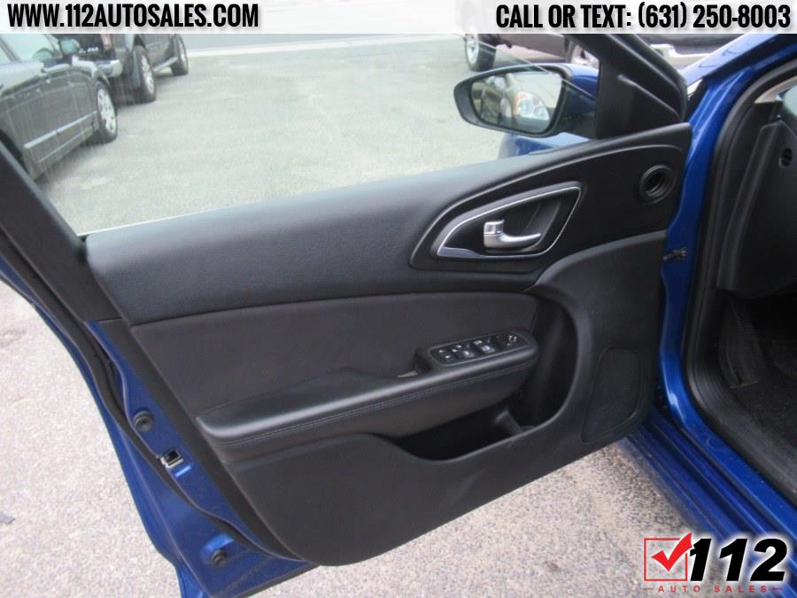 2015 Chrysler 200 Limited 4dr Sdn Limited FWD, available for sale in Patchogue, New York | 112 Auto Sales. Patchogue, New York 2015 Chrysler 200 Limited 4dr Sdn Limited FWD, available for sale in Patchogue, New York | 112 Auto Sales. Patchogue, New York