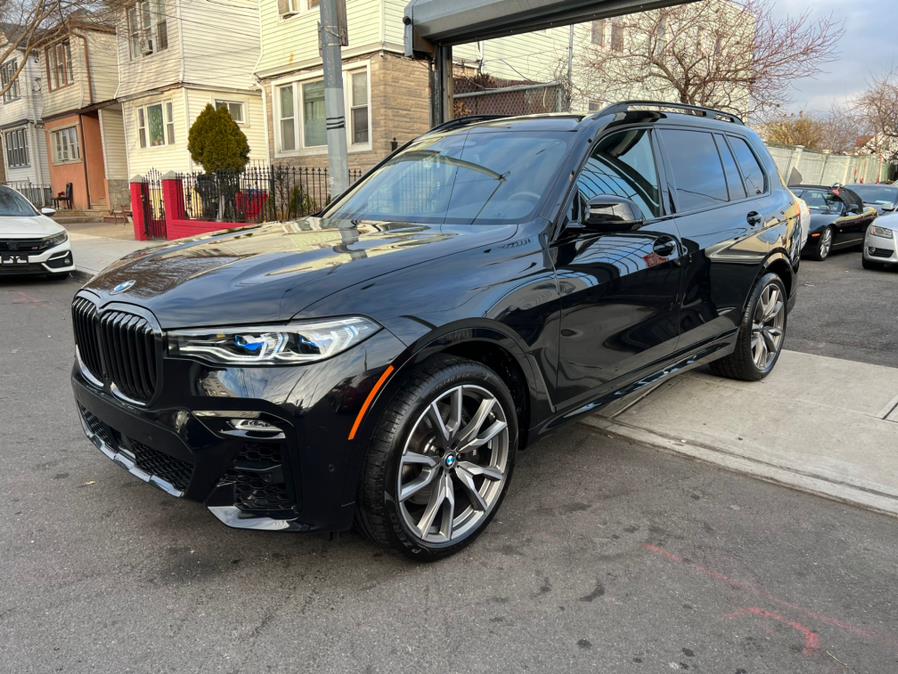 2022 BMW X7 M50i Sports Activity Vehicle, available for sale in Jamaica, New York | Sunrise Autoland. Jamaica, New York 2022 BMW X7 M50i Sports Activity Vehicle, available for sale in Jamaica, New York | Sunrise Autoland. Jamaica, New York