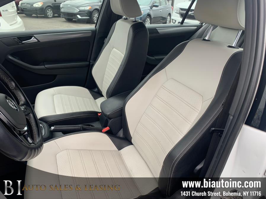 2016 Volkswagen Jetta Sedan 4dr Auto 1.8T Sport PZEV, available for sale in Bohemia, New York | B I Auto Sales. Bohemia, New York 2016 Volkswagen Jetta Sedan 4dr Auto 1.8T Sport PZEV, available for sale in Bohemia, New York | B I Auto Sales. Bohemia, New York