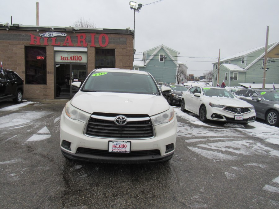 2014 Toyota Highlander LE, available for sale in Worcester, Massachusetts | Hilario's Auto Sales Inc.. Worcester, Massachusetts 2014 Toyota Highlander LE, available for sale in Worcester, Massachusetts | Hilario's Auto Sales Inc.. Worcester, Massachusetts