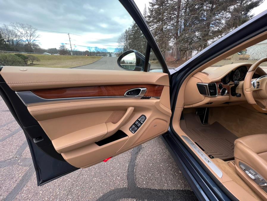 2014 Porsche Panamera 4dr HB 4S, available for sale in Waterbury, Connecticut | Platinum Auto Care. Waterbury, Connecticut 2014 Porsche Panamera 4dr HB 4S, available for sale in Waterbury, Connecticut | Platinum Auto Care. Waterbury, Connecticut