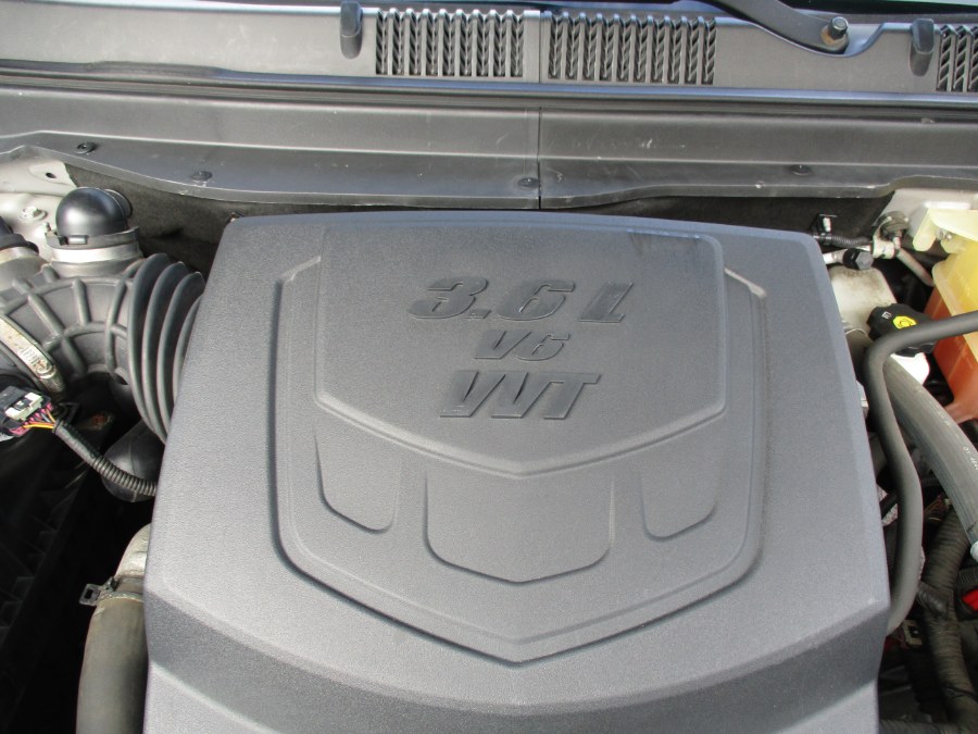 2008 Saturn VUE FWD 4dr V6 XR, available for sale in Meriden, Connecticut | Cos Central Auto. Meriden, Connecticut 2008 Saturn VUE FWD 4dr V6 XR, available for sale in Meriden, Connecticut | Cos Central Auto. Meriden, Connecticut