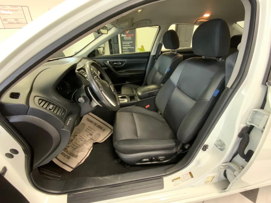 2016 Nissan Altima 4dr Sdn I4 2.5 SR, available for sale in Hartford, Connecticut | Franklin Motors Auto Sales LLC. Hartford, Connecticut 2016 Nissan Altima 4dr Sdn I4 2.5 SR, available for sale in Hartford, Connecticut | Franklin Motors Auto Sales LLC. Hartford, Connecticut