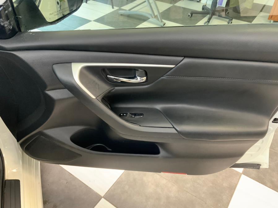 2016 Nissan Altima 4dr Sdn I4 2.5 SR, available for sale in Hartford, Connecticut | Franklin Motors Auto Sales LLC. Hartford, Connecticut 2016 Nissan Altima 4dr Sdn I4 2.5 SR, available for sale in Hartford, Connecticut | Franklin Motors Auto Sales LLC. Hartford, Connecticut