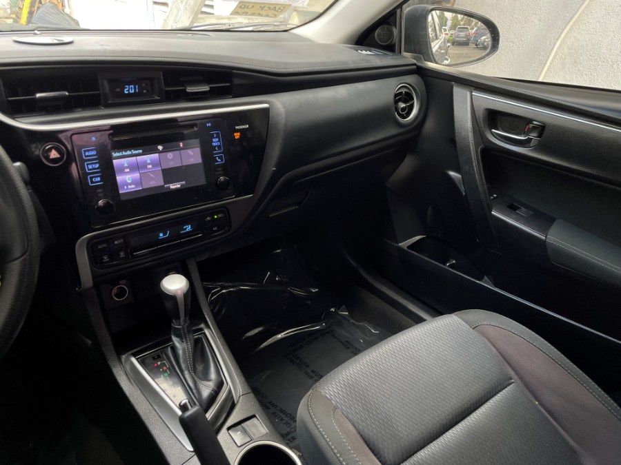 2017 Toyota Corolla LE CVT (Natl), available for sale in Corona, California | Green Light Auto. Corona, California 2017 Toyota Corolla LE CVT (Natl), available for sale in Corona, California | Green Light Auto. Corona, California