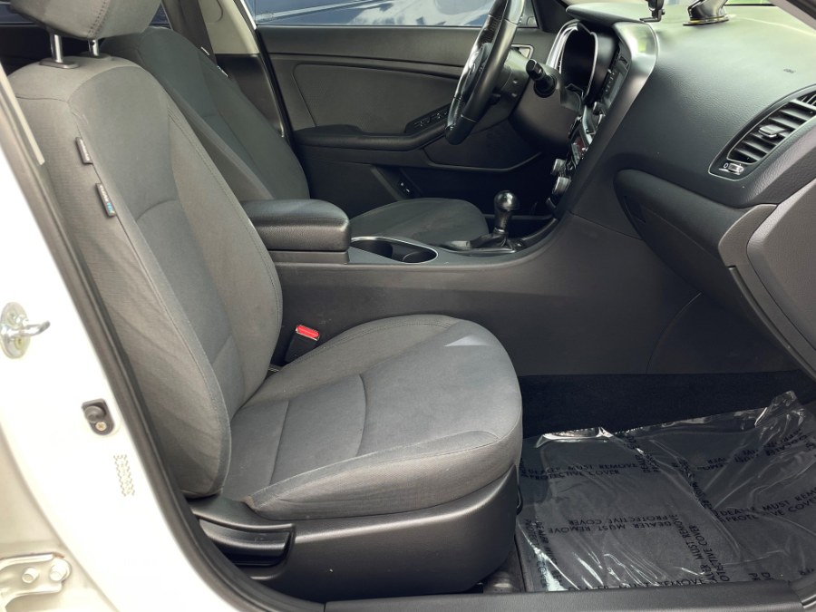 2016 Kia Optima Hybrid 4dr Sdn, available for sale in Corona, California | Green Light Auto. Corona, California 2016 Kia Optima Hybrid 4dr Sdn, available for sale in Corona, California | Green Light Auto. Corona, California