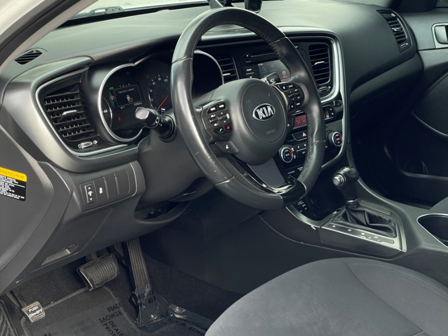 2016 Kia Optima Hybrid 4dr Sdn, available for sale in Corona, California | Green Light Auto. Corona, California 2016 Kia Optima Hybrid 4dr Sdn, available for sale in Corona, California | Green Light Auto. Corona, California