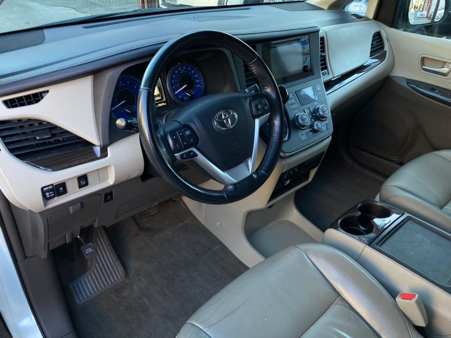 2015 Toyota Sienna 5dr 8-Pass Van XLE FWD (Natl), available for sale in Brooklyn, New York | Carsbuck Inc.. Brooklyn, New York 2015 Toyota Sienna 5dr 8-Pass Van XLE FWD (Natl), available for sale in Brooklyn, New York | Carsbuck Inc.. Brooklyn, New York