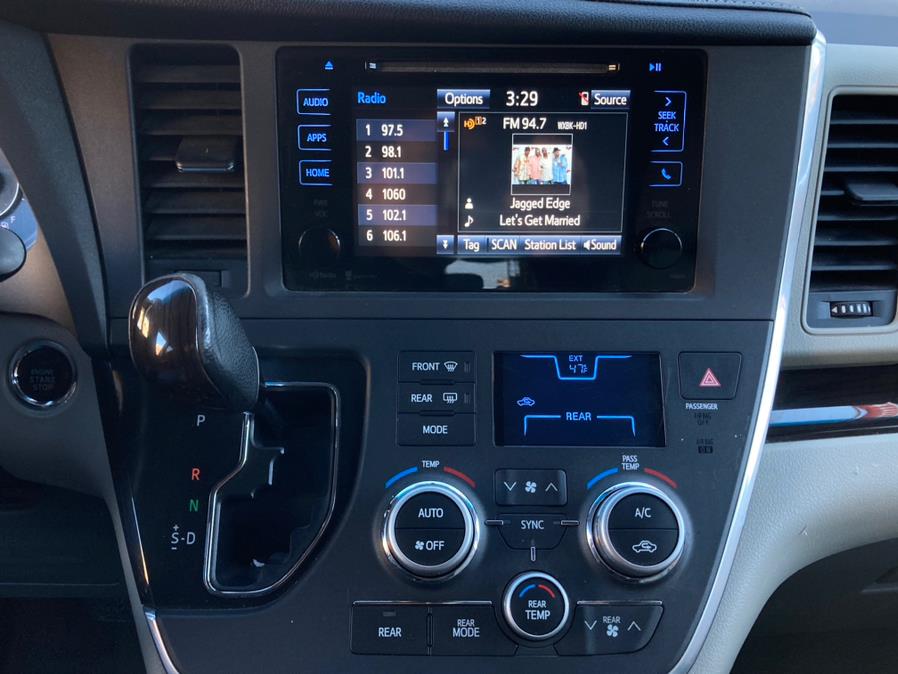 2015 Toyota Sienna 5dr 8-Pass Van XLE FWD (Natl), available for sale in Brooklyn, New York | Carsbuck Inc.. Brooklyn, New York 2015 Toyota Sienna 5dr 8-Pass Van XLE FWD (Natl), available for sale in Brooklyn, New York | Carsbuck Inc.. Brooklyn, New York