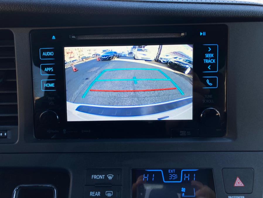 2016 Toyota Sienna 5dr 8-Pass Van SE Premium FWD (Natl), available for sale in Brooklyn, New York | Carsbuck Inc.. Brooklyn, New York 2016 Toyota Sienna 5dr 8-Pass Van SE Premium FWD (Natl), available for sale in Brooklyn, New York | Carsbuck Inc.. Brooklyn, New York