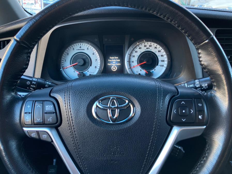 2016 Toyota Sienna 5dr 8-Pass Van SE Premium FWD (Natl), available for sale in Brooklyn, New York | Carsbuck Inc.. Brooklyn, New York 2016 Toyota Sienna 5dr 8-Pass Van SE Premium FWD (Natl), available for sale in Brooklyn, New York | Carsbuck Inc.. Brooklyn, New York
