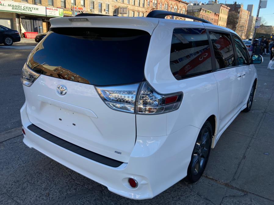 2016 Toyota Sienna 5dr 8-Pass Van SE Premium FWD (Natl), available for sale in Brooklyn, New York | Carsbuck Inc.. Brooklyn, New York 2016 Toyota Sienna 5dr 8-Pass Van SE Premium FWD (Natl), available for sale in Brooklyn, New York | Carsbuck Inc.. Brooklyn, New York