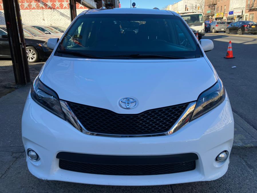 2016 Toyota Sienna 5dr 8-Pass Van SE Premium FWD (Natl), available for sale in Brooklyn, New York | Carsbuck Inc.. Brooklyn, New York 2016 Toyota Sienna 5dr 8-Pass Van SE Premium FWD (Natl), available for sale in Brooklyn, New York | Carsbuck Inc.. Brooklyn, New York