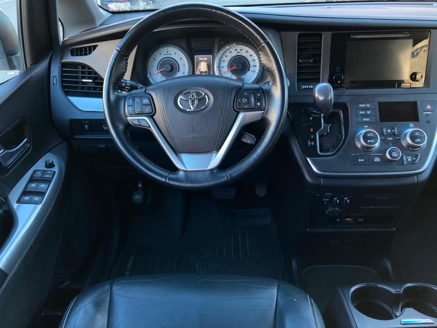 2016 Toyota Sienna 5dr 8-Pass Van SE Premium FWD (Natl), available for sale in Brooklyn, New York | Carsbuck Inc.. Brooklyn, New York 2016 Toyota Sienna 5dr 8-Pass Van SE Premium FWD (Natl), available for sale in Brooklyn, New York | Carsbuck Inc.. Brooklyn, New York
