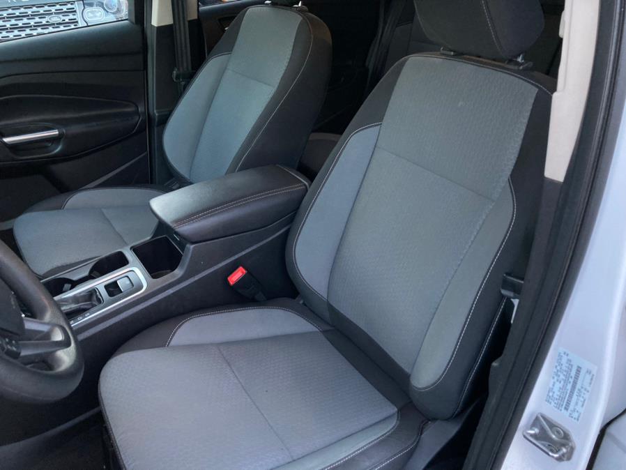 2019 Ford Escape SE 4WD, available for sale in Brooklyn, New York | Carsbuck Inc.. Brooklyn, New York 2019 Ford Escape SE 4WD, available for sale in Brooklyn, New York | Carsbuck Inc.. Brooklyn, New York