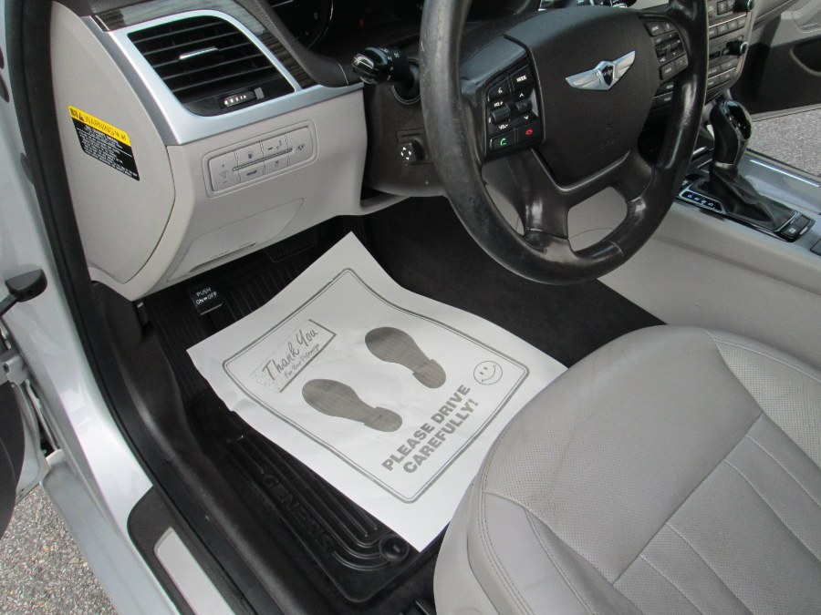2015 Hyundai Genesis 4dr Sdn V6 3.8L RWD, available for sale in Massapequa, New York | South Shore Auto Brokers & Sales. Massapequa, New York 2015 Hyundai Genesis 4dr Sdn V6 3.8L RWD, available for sale in Massapequa, New York | South Shore Auto Brokers & Sales. Massapequa, New York