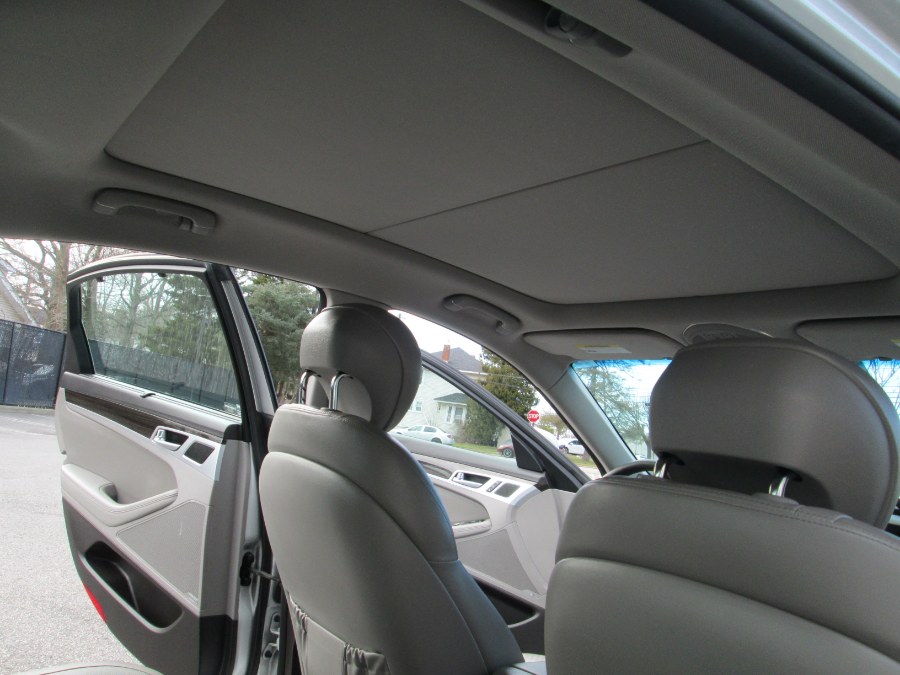 2015 Hyundai Genesis 4dr Sdn V6 3.8L RWD, available for sale in Massapequa, New York | South Shore Auto Brokers & Sales. Massapequa, New York 2015 Hyundai Genesis 4dr Sdn V6 3.8L RWD, available for sale in Massapequa, New York | South Shore Auto Brokers & Sales. Massapequa, New York