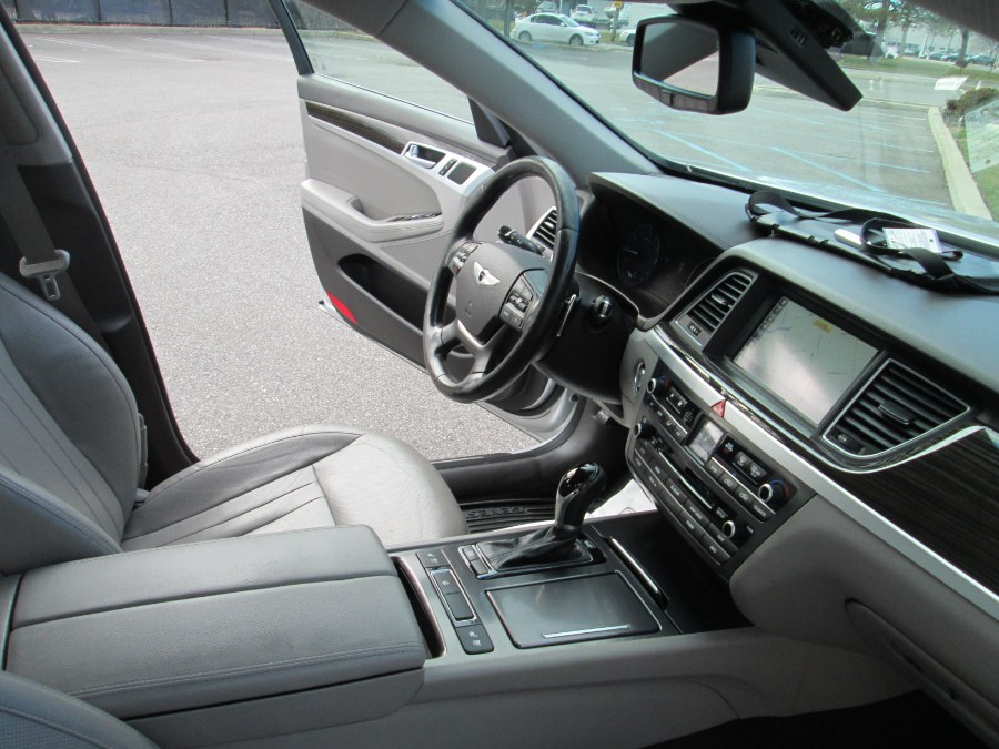 2015 Hyundai Genesis 4dr Sdn V6 3.8L RWD, available for sale in Massapequa, New York | South Shore Auto Brokers & Sales. Massapequa, New York 2015 Hyundai Genesis 4dr Sdn V6 3.8L RWD, available for sale in Massapequa, New York | South Shore Auto Brokers & Sales. Massapequa, New York