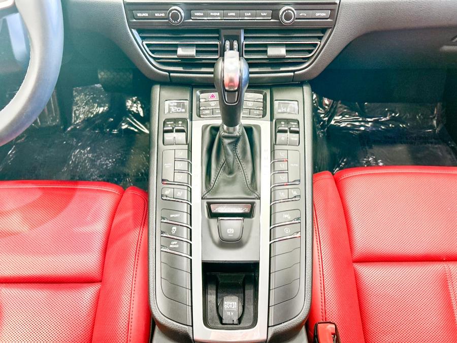 2019 Porsche Macan S AWD, available for sale in Franklin Square, New York | Luxury Motor Club. Franklin Square, New York 2019 Porsche Macan S AWD, available for sale in Franklin Square, New York | Luxury Motor Club. Franklin Square, New York