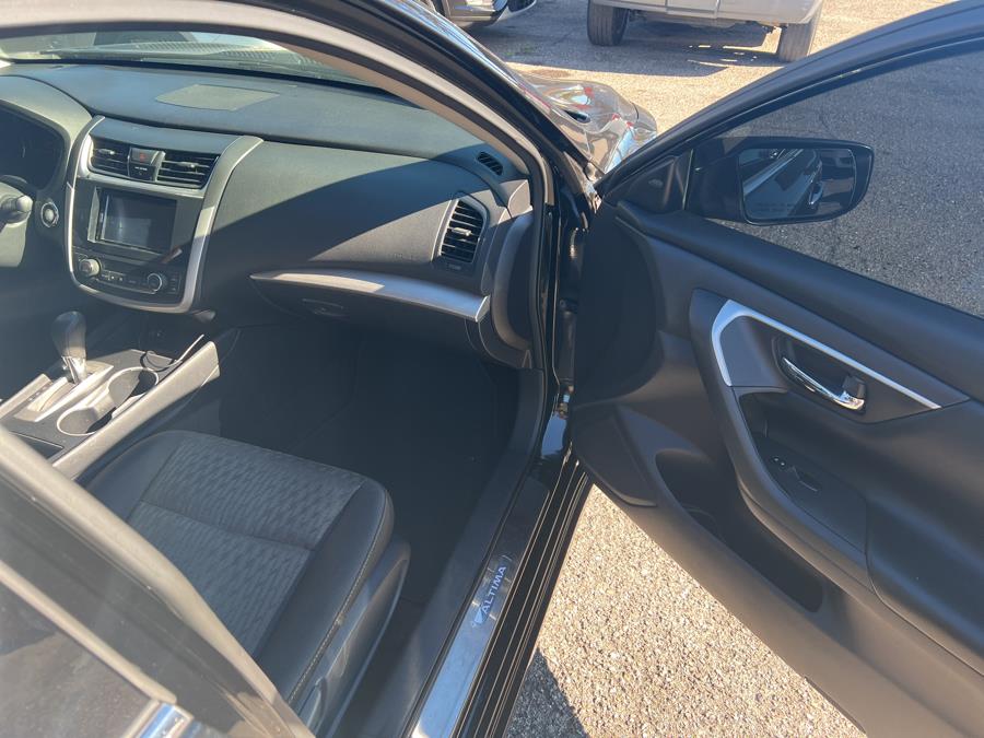 Used Nissan Altima 2.5 SR Sedan 2017 | Central florida Auto Trader. Kissimmee, Florida Used Nissan Altima 2.5 SR Sedan 2017 | Central florida Auto Trader. Kissimmee, Florida
