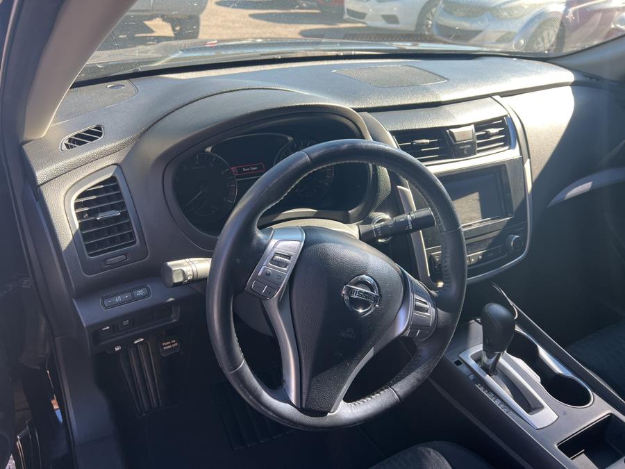 Used Nissan Altima 2.5 SR Sedan 2017 | Central florida Auto Trader. Kissimmee, Florida Used Nissan Altima 2.5 SR Sedan 2017 | Central florida Auto Trader. Kissimmee, Florida