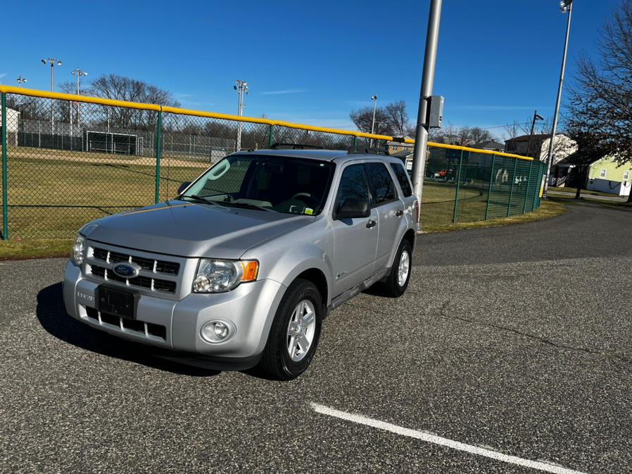 The 2009 Ford Escape Hybrid photos