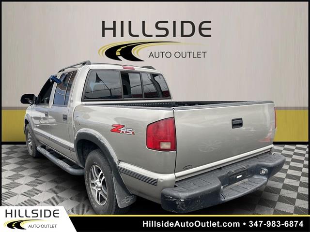 2004 Chevrolet S-10 LS, available for sale in Jamaica, New York | Hillside Auto Outlet. Jamaica, New York 2004 Chevrolet S-10 LS, available for sale in Jamaica, New York | Hillside Auto Outlet. Jamaica, New York