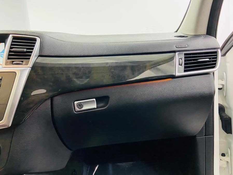 2016 Mercedes-Benz GL 4MATIC 4dr GL 550, available for sale in Linden, New Jersey | East Coast Auto Group. Linden, New Jersey 2016 Mercedes-Benz GL 4MATIC 4dr GL 550, available for sale in Linden, New Jersey | East Coast Auto Group. Linden, New Jersey