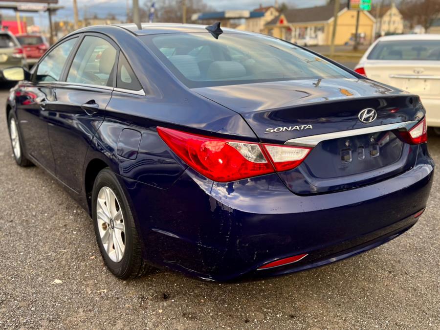2013 Hyundai Sonata 4dr Sdn 2.4L Auto Limited, available for sale in Wallingford, Connecticut | Wallingford Auto Center LLC. Wallingford, Connecticut 2013 Hyundai Sonata 4dr Sdn 2.4L Auto Limited, available for sale in Wallingford, Connecticut | Wallingford Auto Center LLC. Wallingford, Connecticut